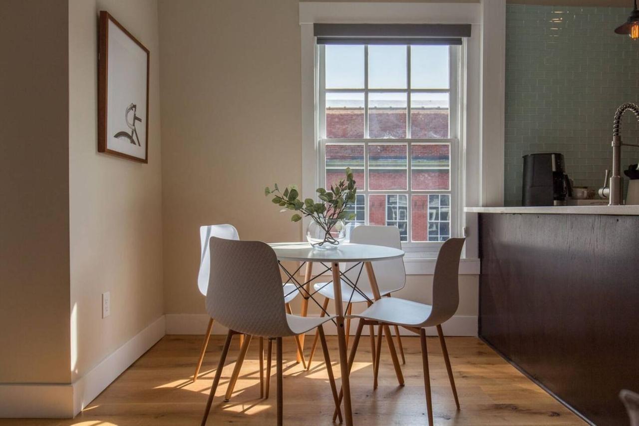 Modern & Cozy Philly Apartment - Perfect Location! Philadelphia Bagian luar foto